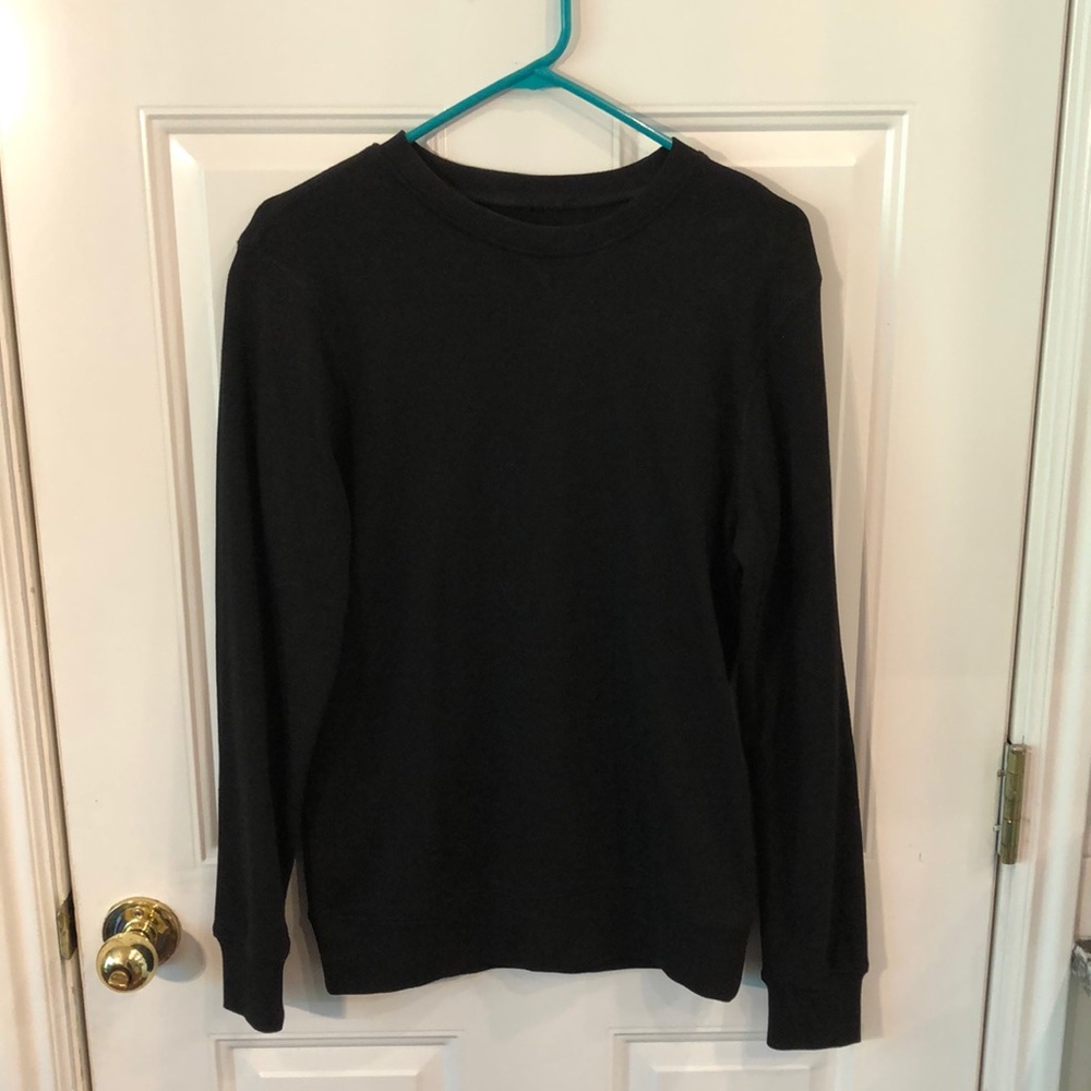Men’s black sweater